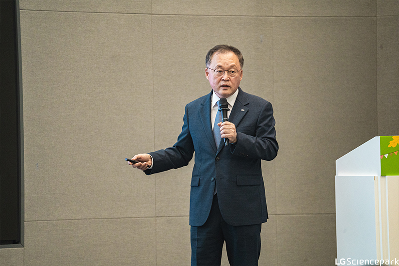 누리호 성공의 주역, 한국항공우주연구원 이상률 원장이 전하는 '도전'의 의미